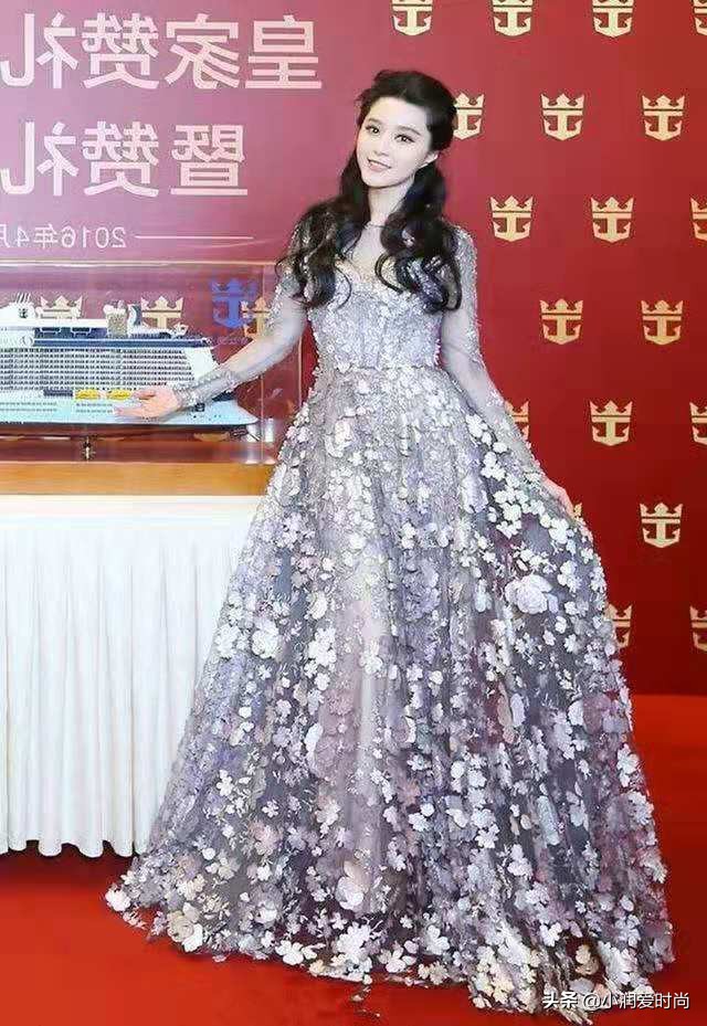 微胖脖子短穿什么衣服比较好看,肩宽手臂粗小个子微胖女生穿搭