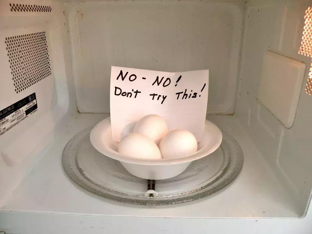 因为一时疏忽让自己悔恨终生,因为一时的疏忽造成了终身后悔