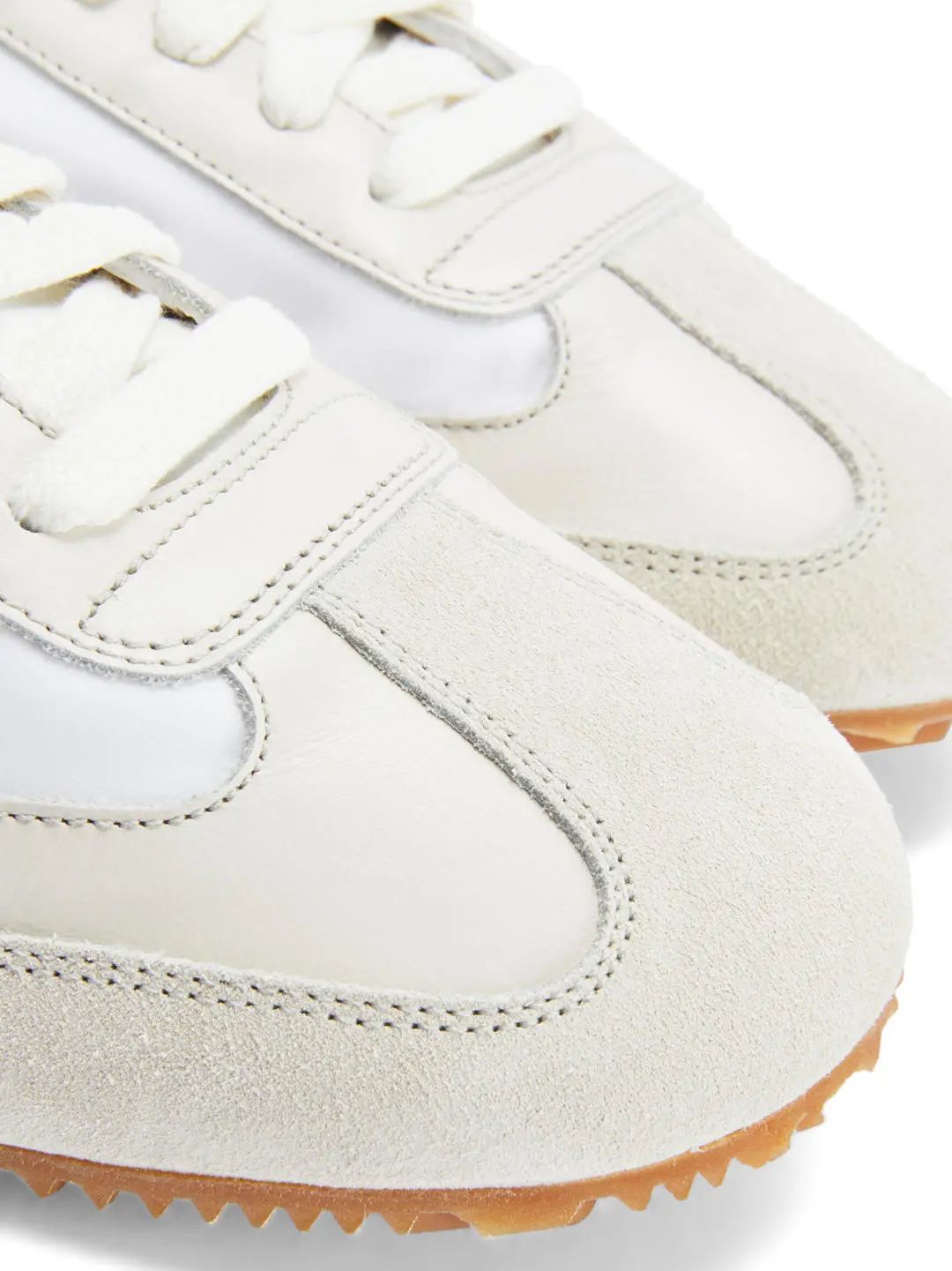 德训鞋奶油蓝白,白百何黑色德训鞋穿搭