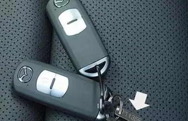 2020年提新车4s店需要给什么资料,上4s提新车的时候要查看哪方面