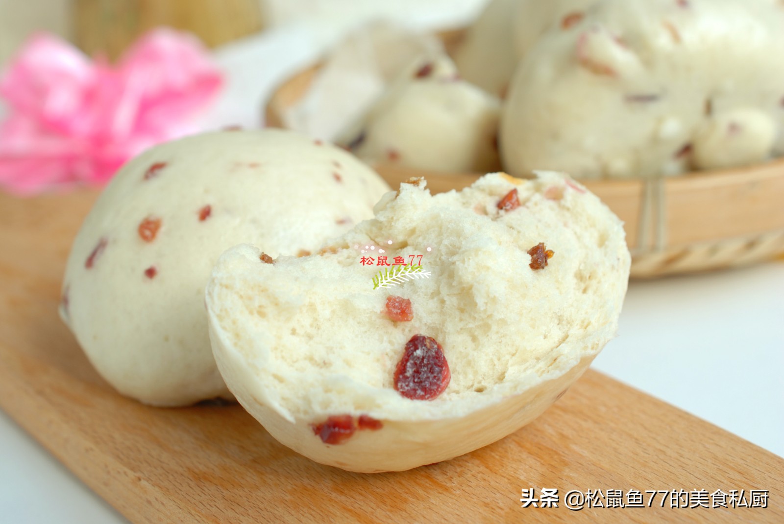 2杯酸奶1个鸡蛋1个火腿,1杯酸奶