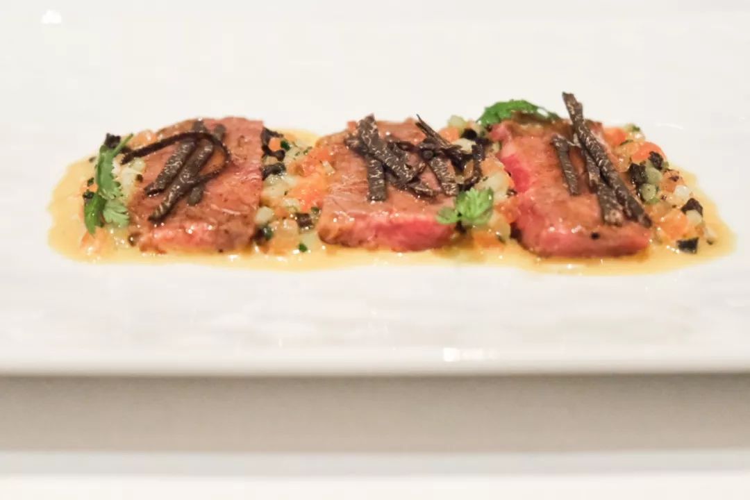 上海最贵的十大顶级餐厅排名,体验亚洲最贵的上海餐厅