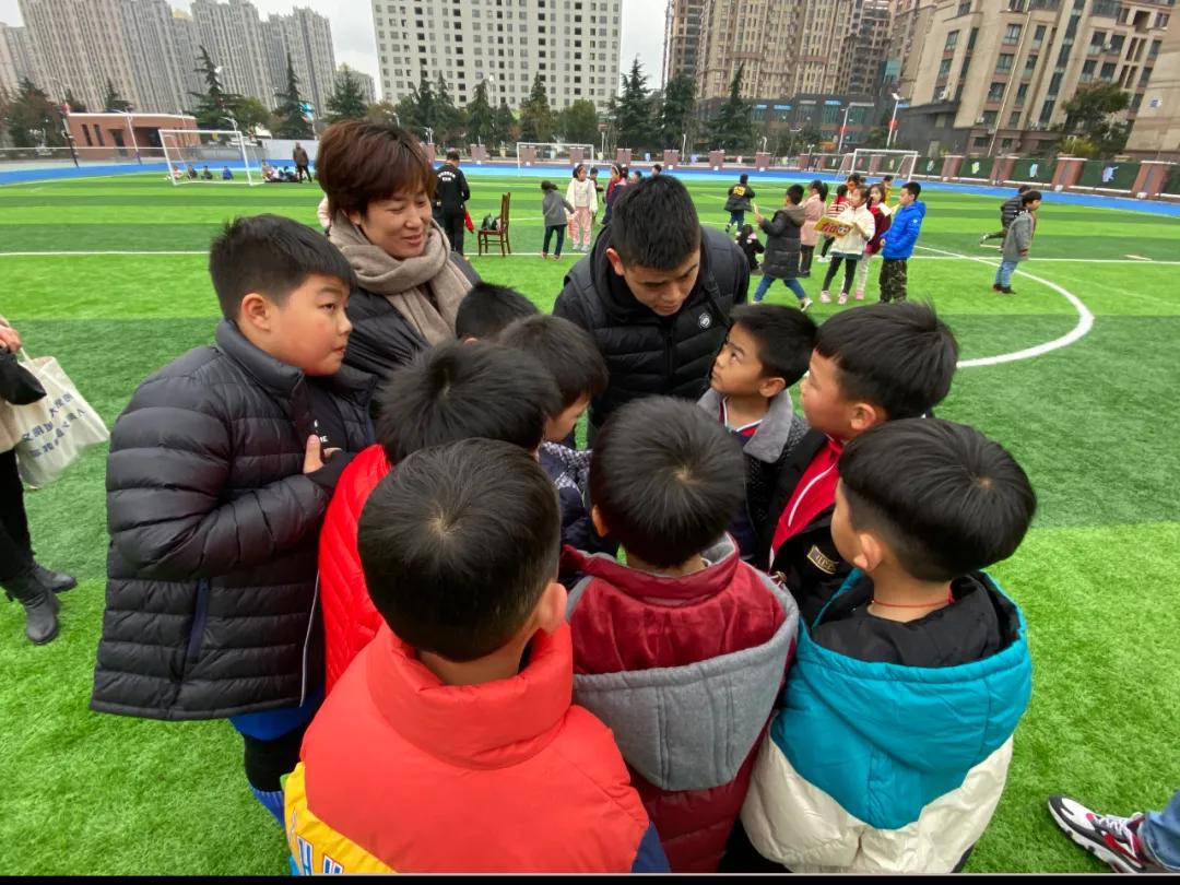 魅力足球绿荫筑梦,魅力足球描绘梦想