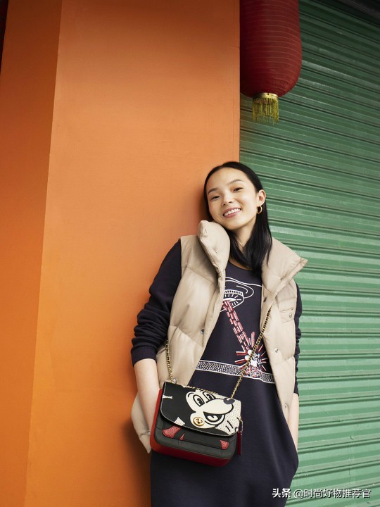 Coach新包|三方联名系列,米老鼠和涂鸦艺术