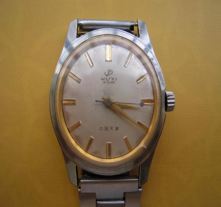 手表深度清理一般多少钱,低端的手表价格以及维修地点