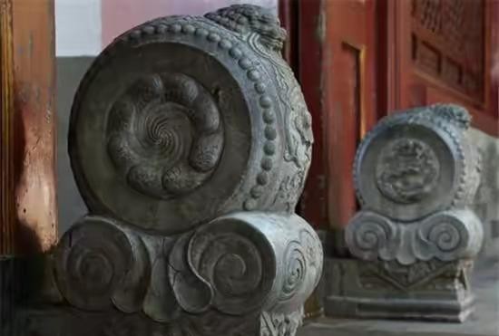 古代大门为什么往里开,古代大门深度要求