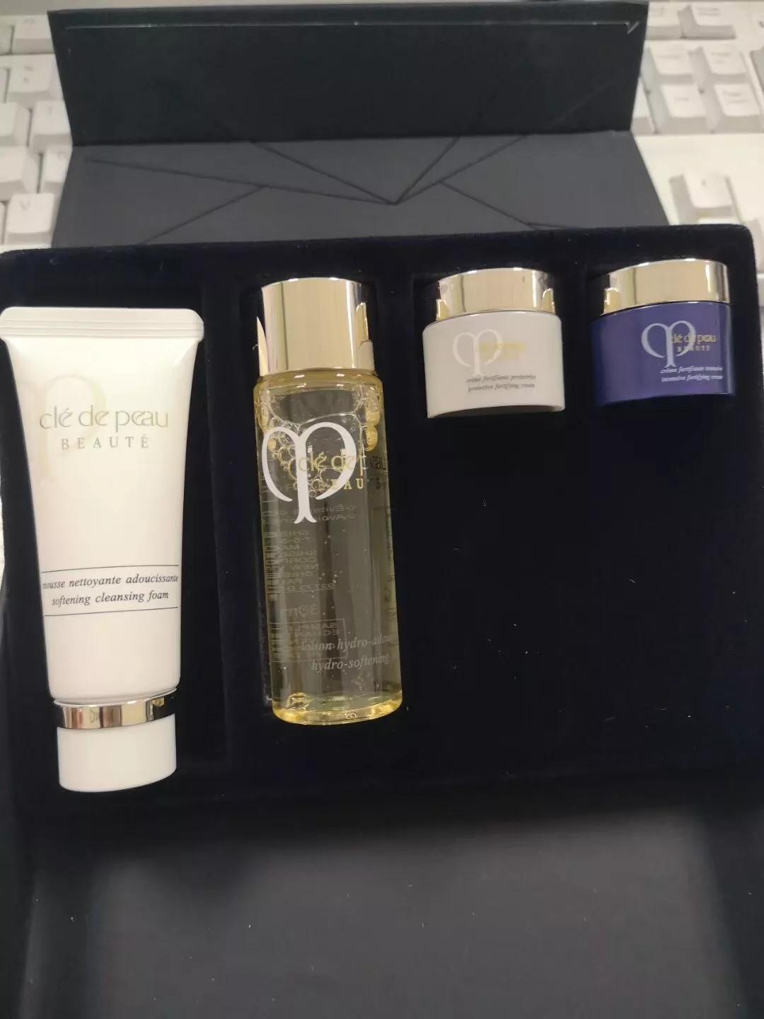 欧美妆有哪些牌子的化妆品,韩妆最基本的化妆品有哪些