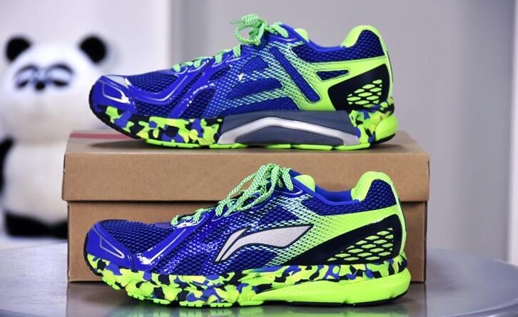 李宁sta联名跑鞋,李宁板鞋新之助