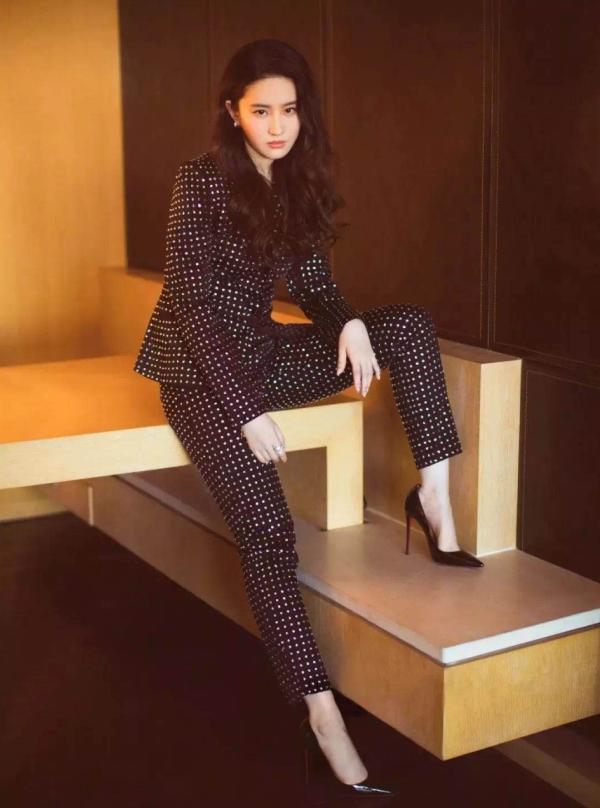 屁股大穿什么裤子显瘦呢,屁股下垂大穿什么裤子显瘦