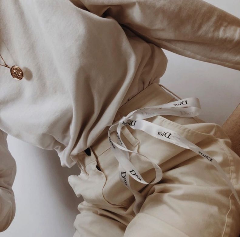 明星怎样绑发带好看,绑头发的丝带还可以怎么搭配