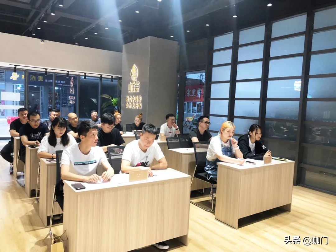 奶茶店如何提高营收的方案,开奶茶店年度成长经验如何写