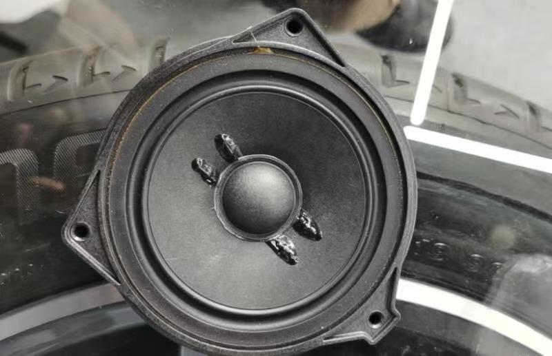 越野轮胎前后配,越野轮胎搭配在小轿车上好不好看