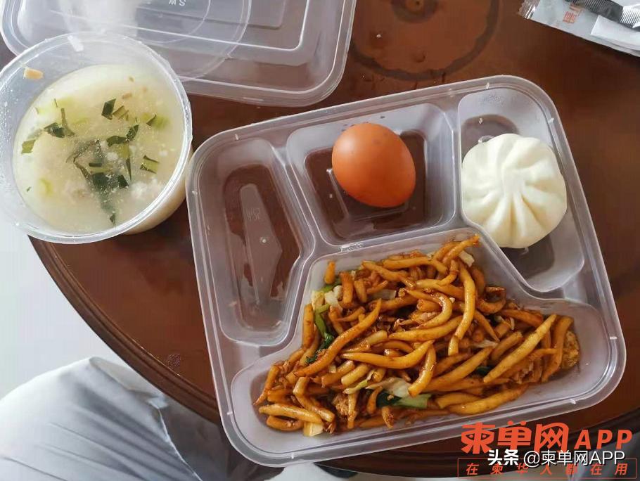 我把合伙人“忽悠”到柬埔寨开店，疫情6个月不亏反赚