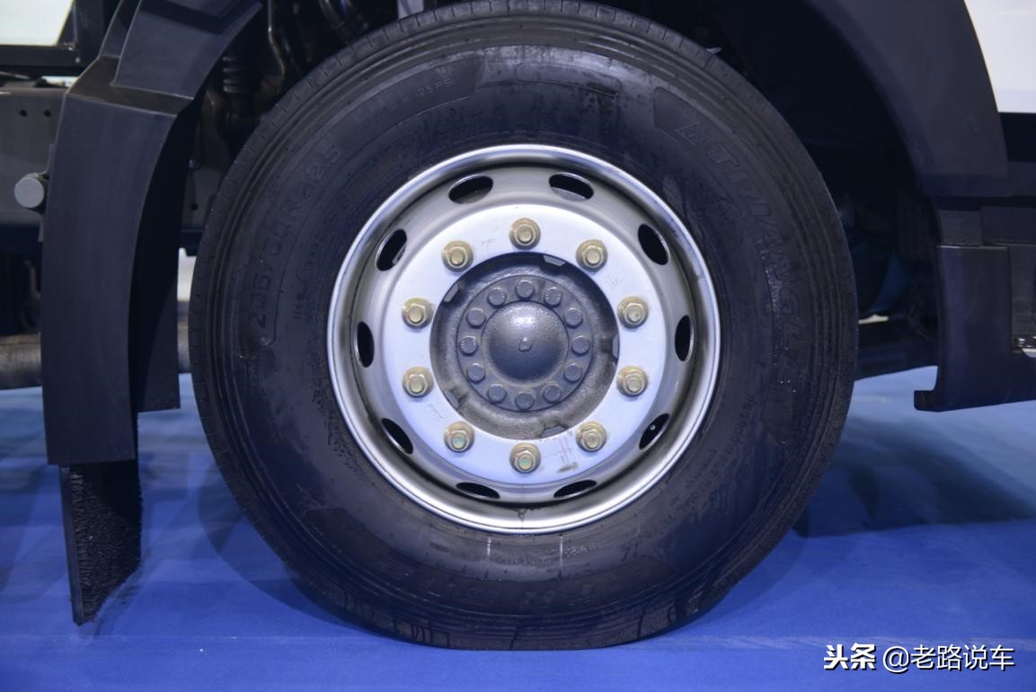 中国重汽豪沃t5g试驾,重汽豪沃轻卡t5缺点