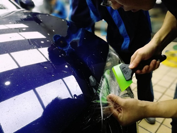 上海有汽车贴膜学校吗,汽车贴膜美容培训学校