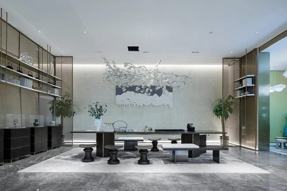 就在明天!江宁红盘营销中心即将盛大公开,改善人群纷纷出动