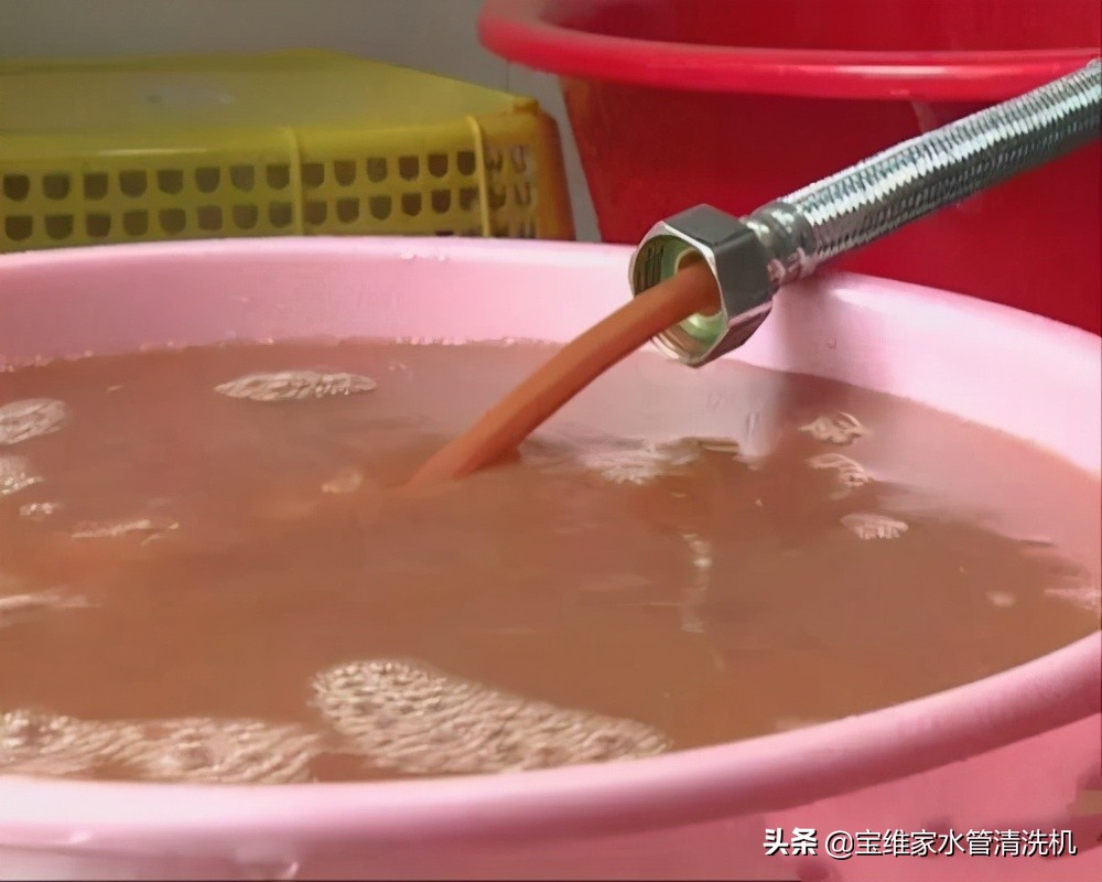 家里污水管道堵住怎么疏通,通往化粪池的管道堵住了怎么办