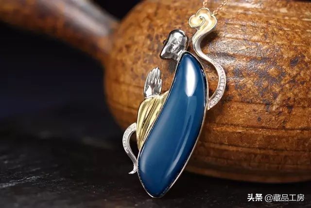 琥珀蜜蜡鸡油黄有什么区别,什么是琥珀及琥珀分类