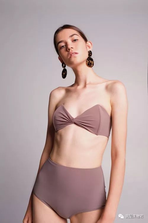 泳衣推荐显瘦不显胖,泳衣什么材质好选对泳衣很重要