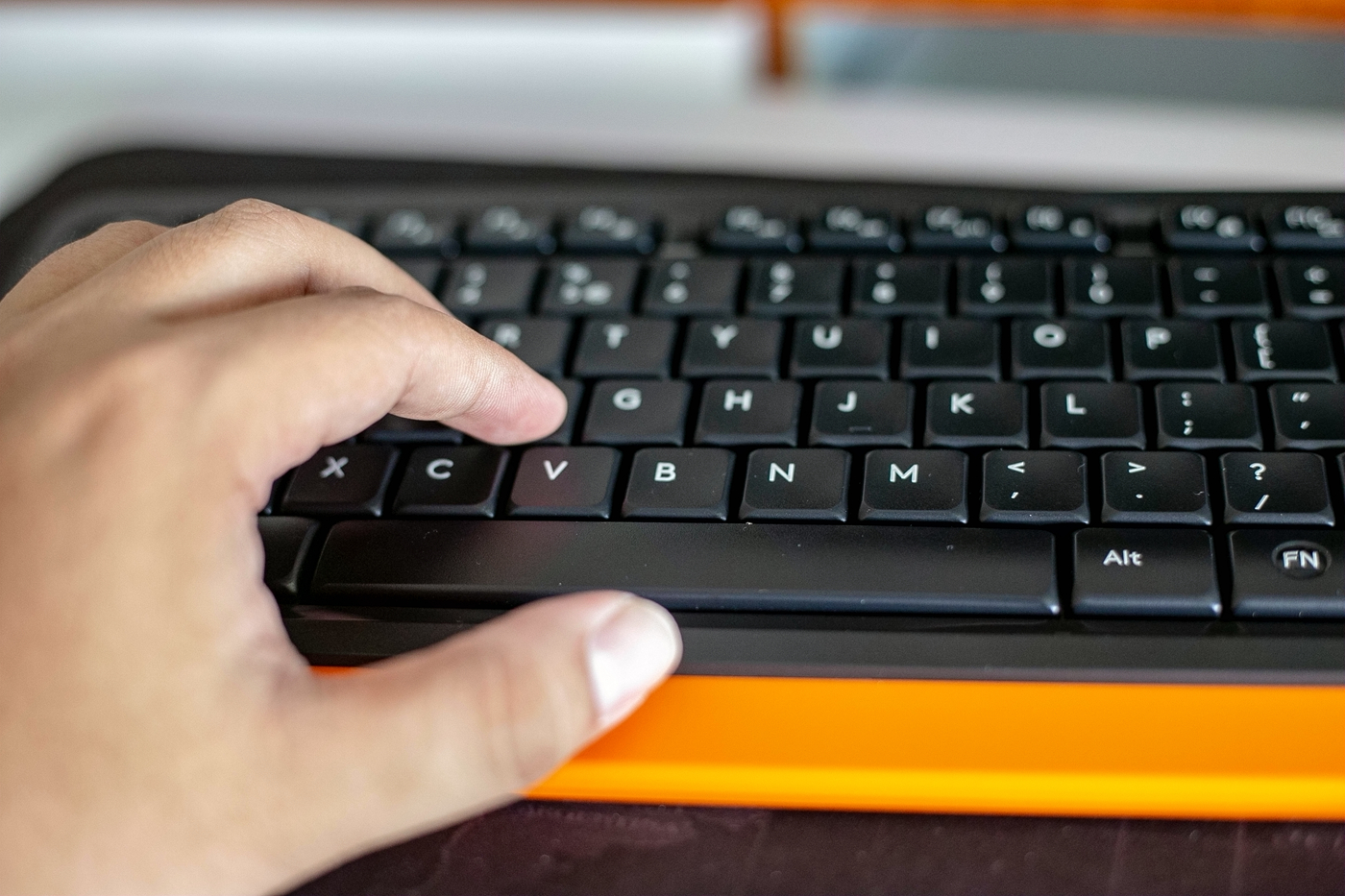 双飞燕f1010有线键鼠怎么样,双飞燕fg2000无线键鼠套装