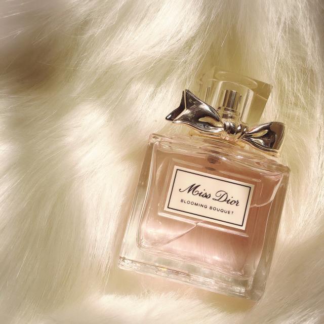 十大女生公认最好闻的香水迪奥,迪奥花漾甜心适合35岁的女士