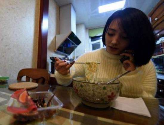 有口腔溃疡之后,最勇敢的事情就是咬破它,和上面撒盐你敢做吗