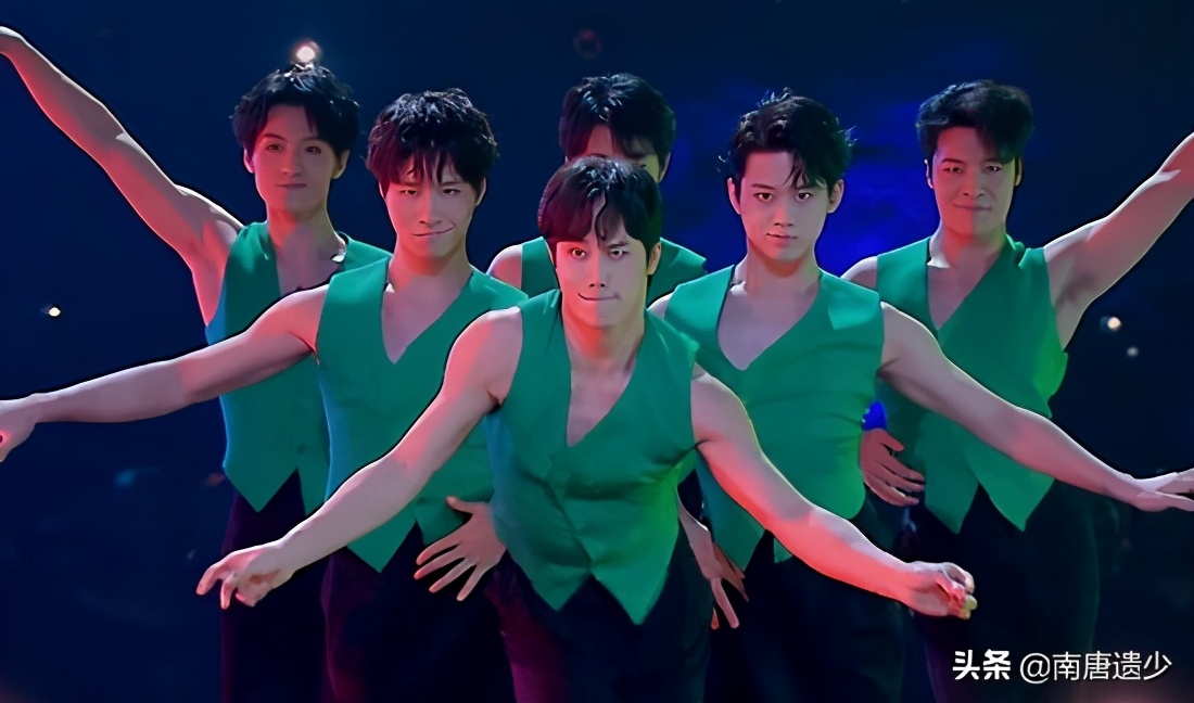 张艺兴和舞蹈风暴街舞选手,舞蹈风暴张艺兴街舞点评