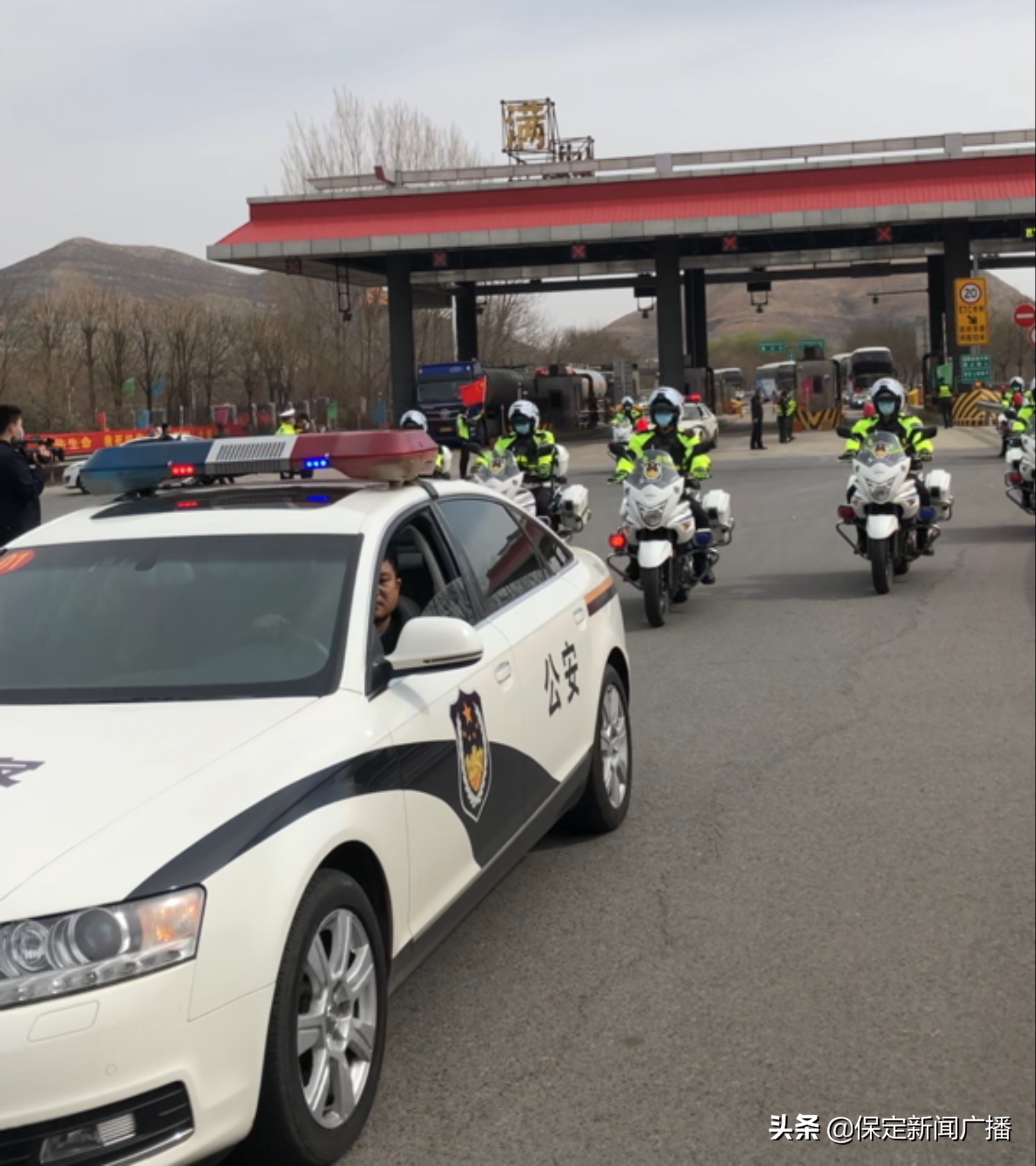 鑻遍泟鍑棆浠紡,娌冲寳寤婂潑鑻遍泟鍑棆