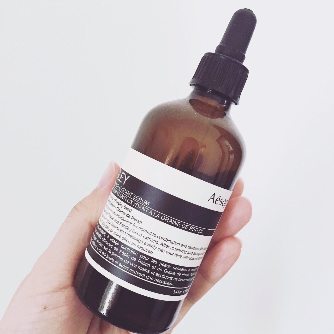 精华液美白淡斑改善暗沉品牌,什么精华可以淡斑去暗沉