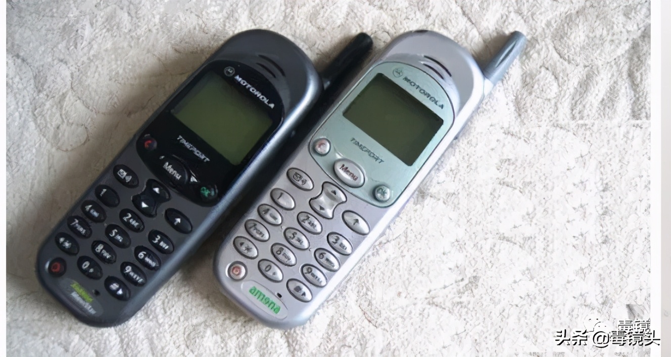 还记得你的第一台主机吗,还记得你们用的第一台手机