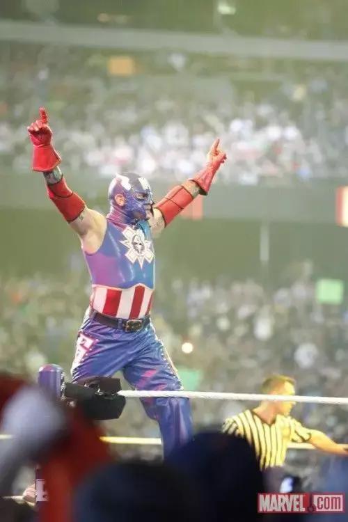 老麦30年前曾“大战”斯坦·李？盘点WWE与漫威英雄的不解之缘