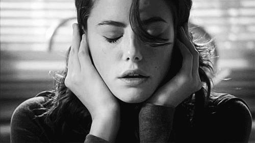 她不做微商、不做代购，却通过经营朋友圈月入10万+