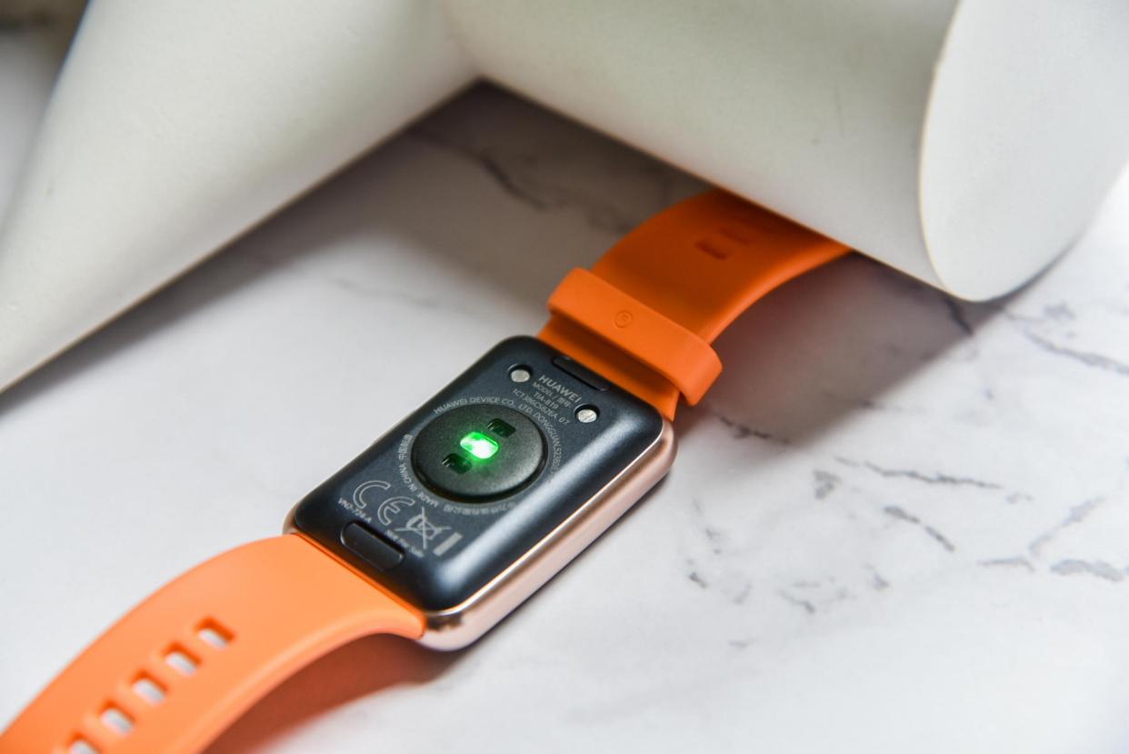 华为watchfitnew和华为手环6pro,华为watchfitnew评测活力和雅致