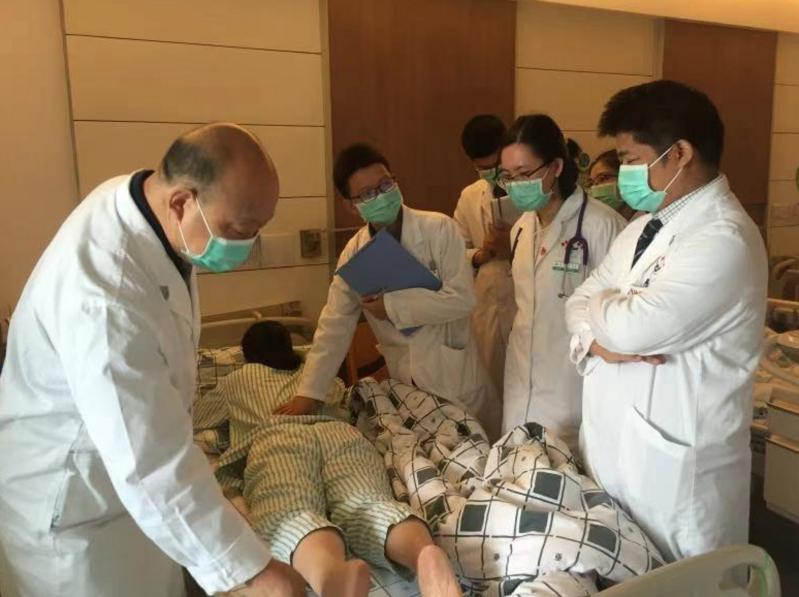 类风湿正规治疗切勿相信偏方,风湿关节炎别信特效药