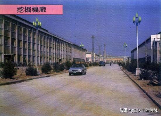 万丈高楼平地起抖音完整原版,万丈高楼平地起抖音完整版原唱