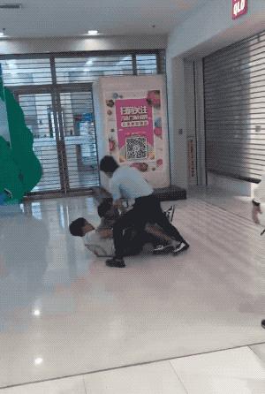 优衣库kaws联名为什么被疯抢,优衣库kaws联名款质量如何