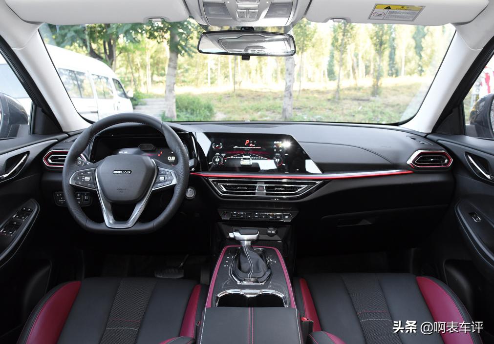 欧尚x5蓝鲸版和cs55p蓝鲸版哪个好,长安欧尚x5最好看的颜值