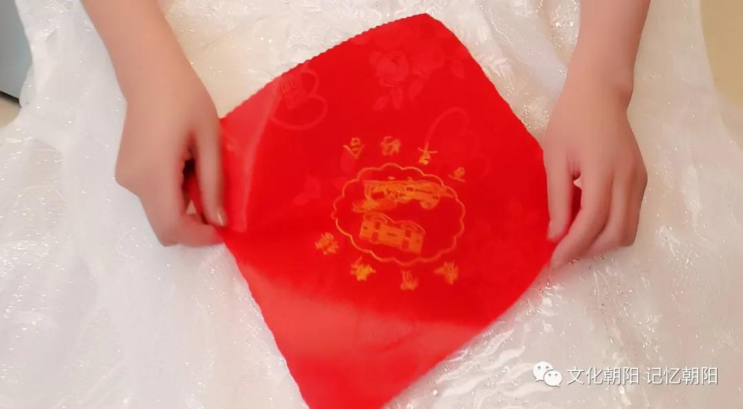 婚礼的习俗端洗脸水要说话,婚礼的习俗也特别朴实