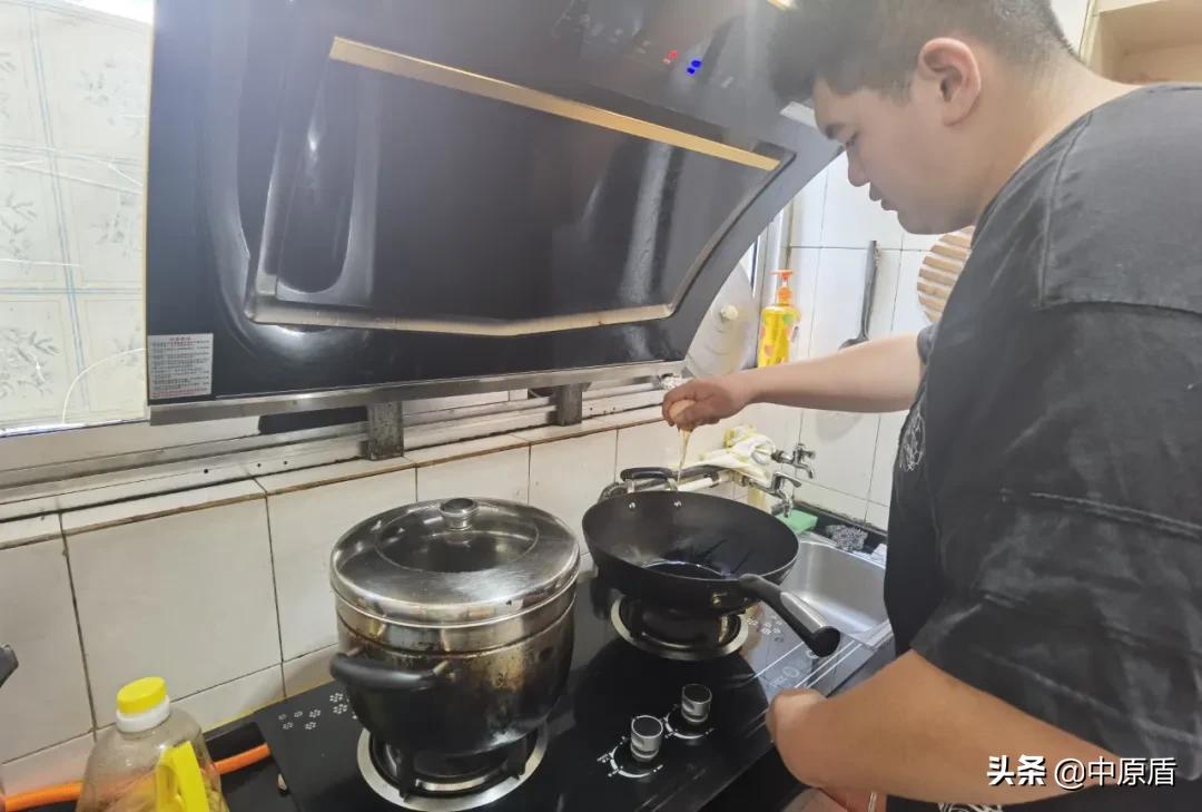 河南大学生志愿者出征,河南大学生志愿服务