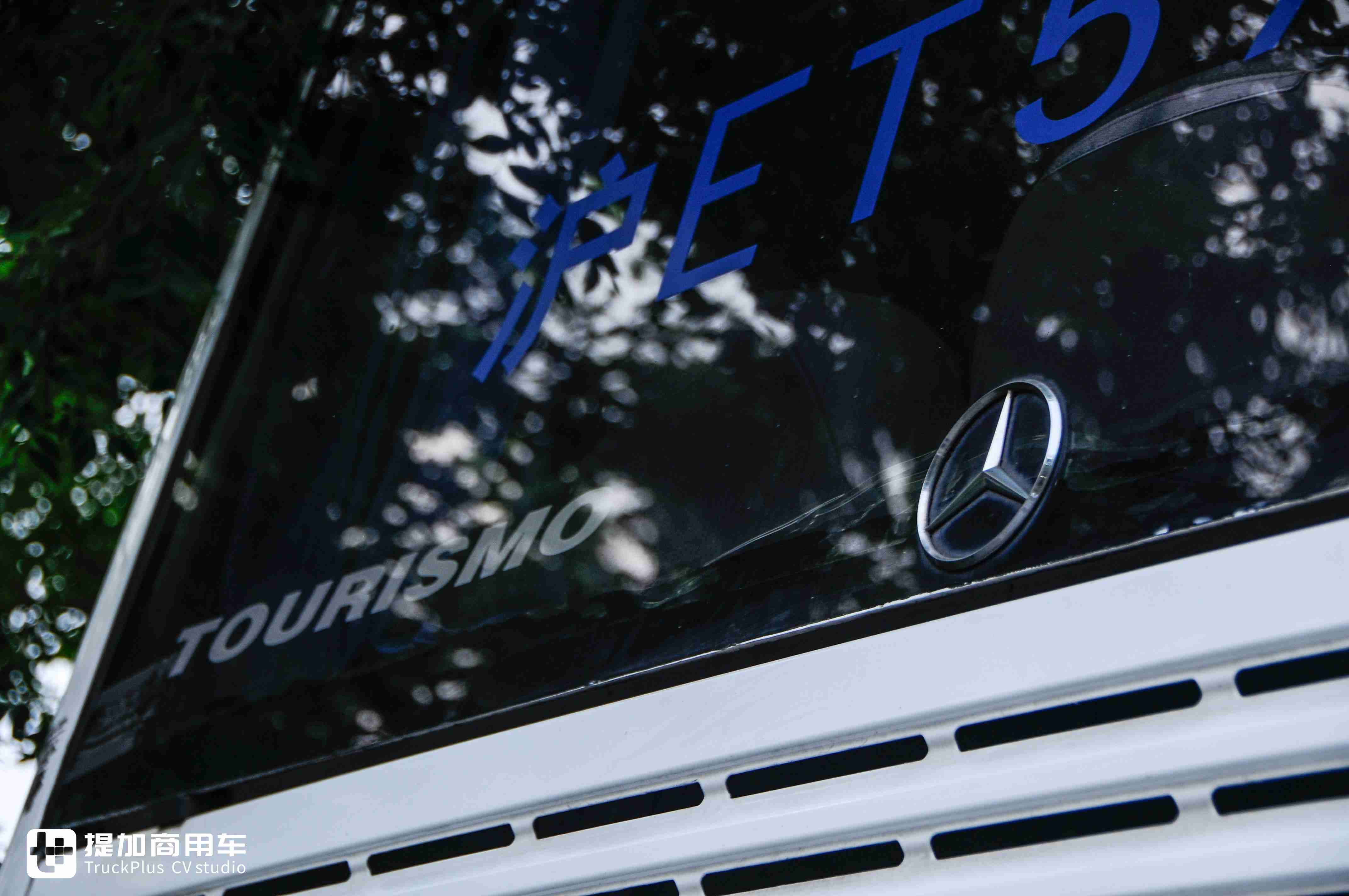 早期亚星奔驰大巴,一辆行驶15年的列车