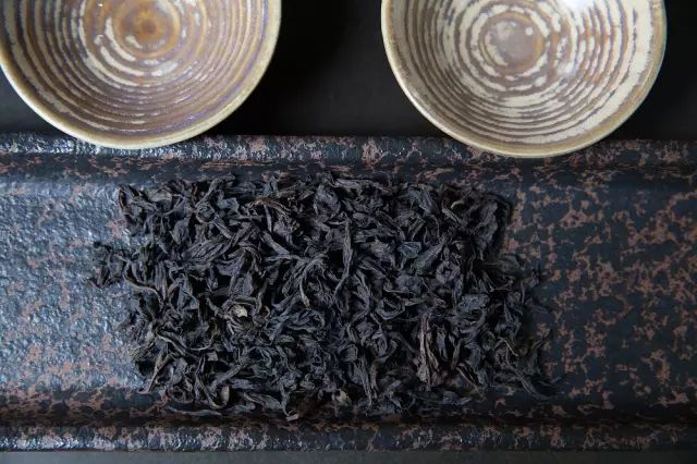 茶可以用壶煮为什么不能一直泡着,茶叶泡和煮有什么区别