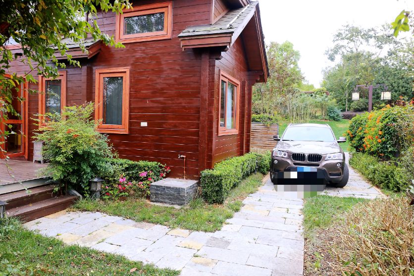 弥勒太平湖森林木屋酒店团购直播,弥勒太平湖森林木屋酒店有温泉