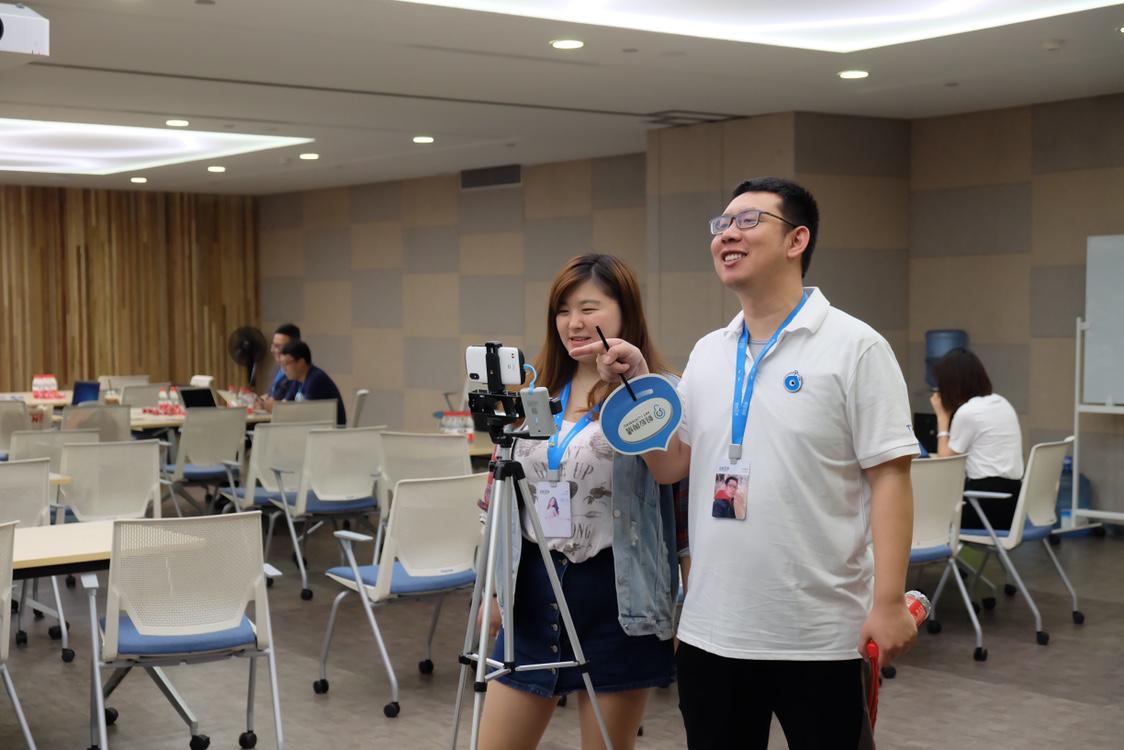 全球最大IPO背后，安徽90后支付宝客服小二服务有温度