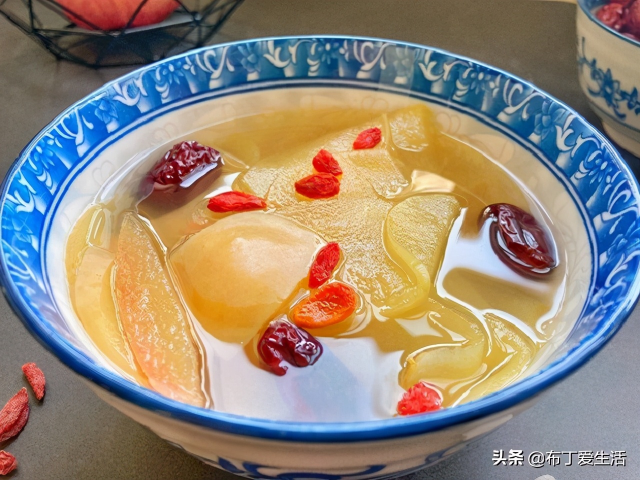 小孩夏季润肺去火糖水,孩子内热去火吃喝苹果汤