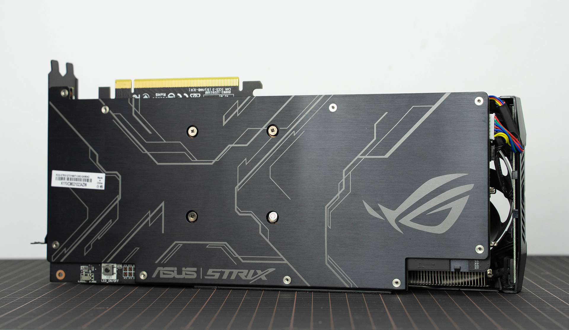 有了这台性能小钢炮未来2年游戏不用愁