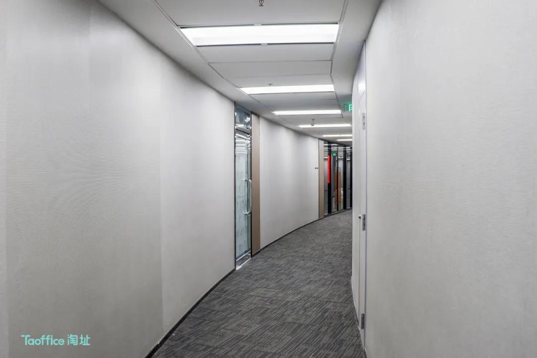 京广中心|五星级酒店服务传说中的精英职场