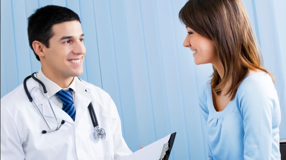 乳腺癌,如何才能早一些把你“揪”出来呢?钼靶比超声更准确?