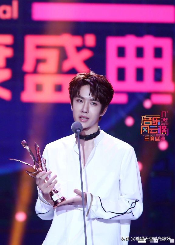 不负青春的逐梦少年王一博,不负好时光赵丽颖王一博