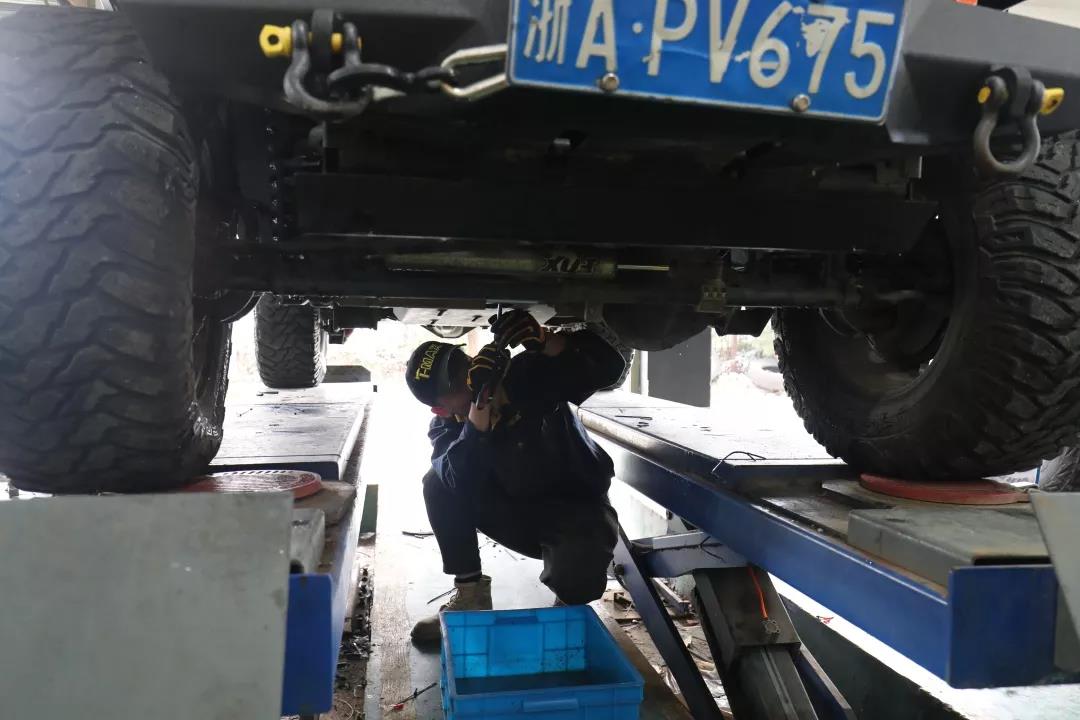 牧马人老款越野,牧马人用sn0w-30机油