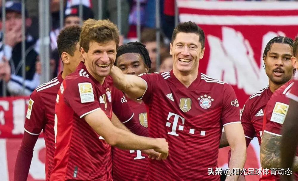 莱万欧冠帽子戏法全纪录,莱万获得过金球奖吗